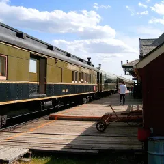Alberta Prairie Railway Excursions cars in Stettler