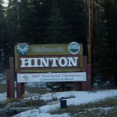 Hinton welcome sign on the Yellowhead Highway